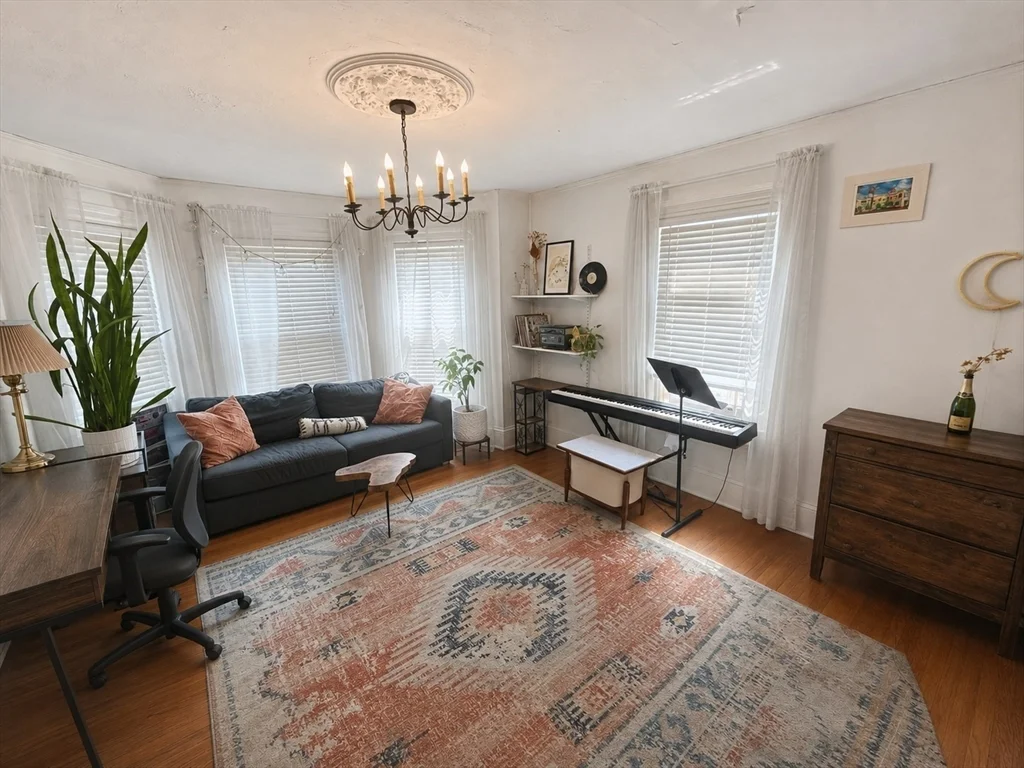 1 bed, 1 bath apartment for rent at 50 Dartmouth St Unit 2, Winter Hill — photo 3 of 19