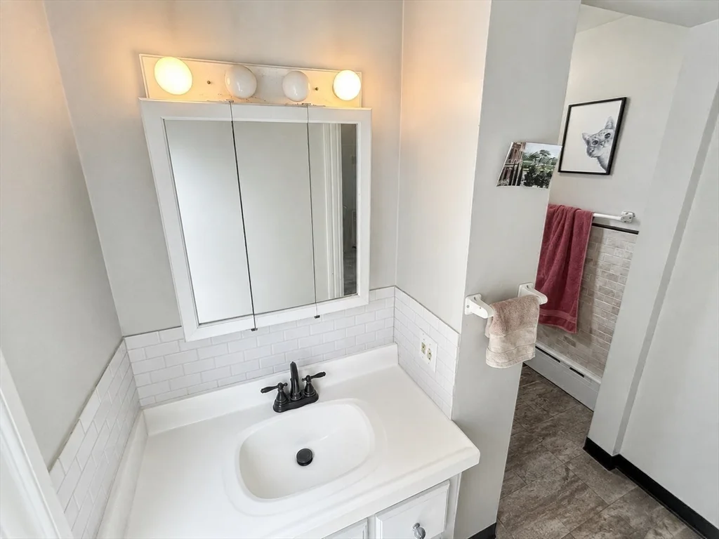1 bed, 1 bath apartment for rent at 50 Dartmouth St Unit 2, Winter Hill — photo 12 of 19