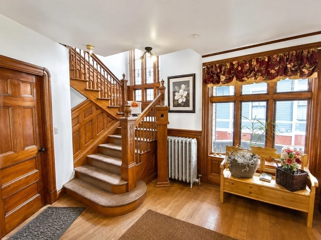 1 bed, 1 bath apartment for rent at 50 Dartmouth St Unit 3, Winter Hill — photo 3 of 11