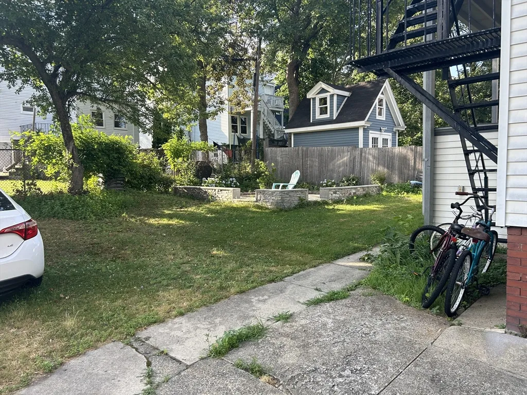 1 bed, 1 bath apartment for rent at 50 Dartmouth St Unit 3, Winter Hill — photo 16 of 17