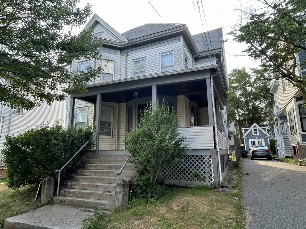 1 bed, 1 bath apartment for rent at 50 Dartmouth St Unit 3, Winter Hill