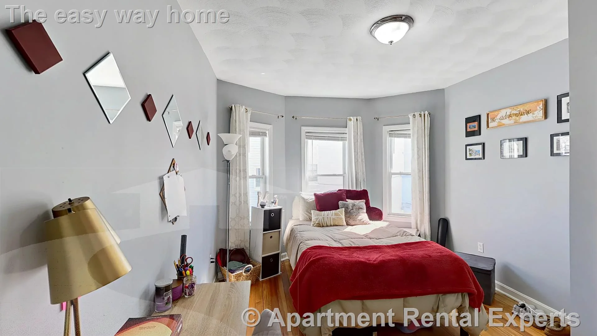 4 bed, 2 bath apartment for rent at 50 Derby St Unit 3, Winter Hill — photo 5 of 15