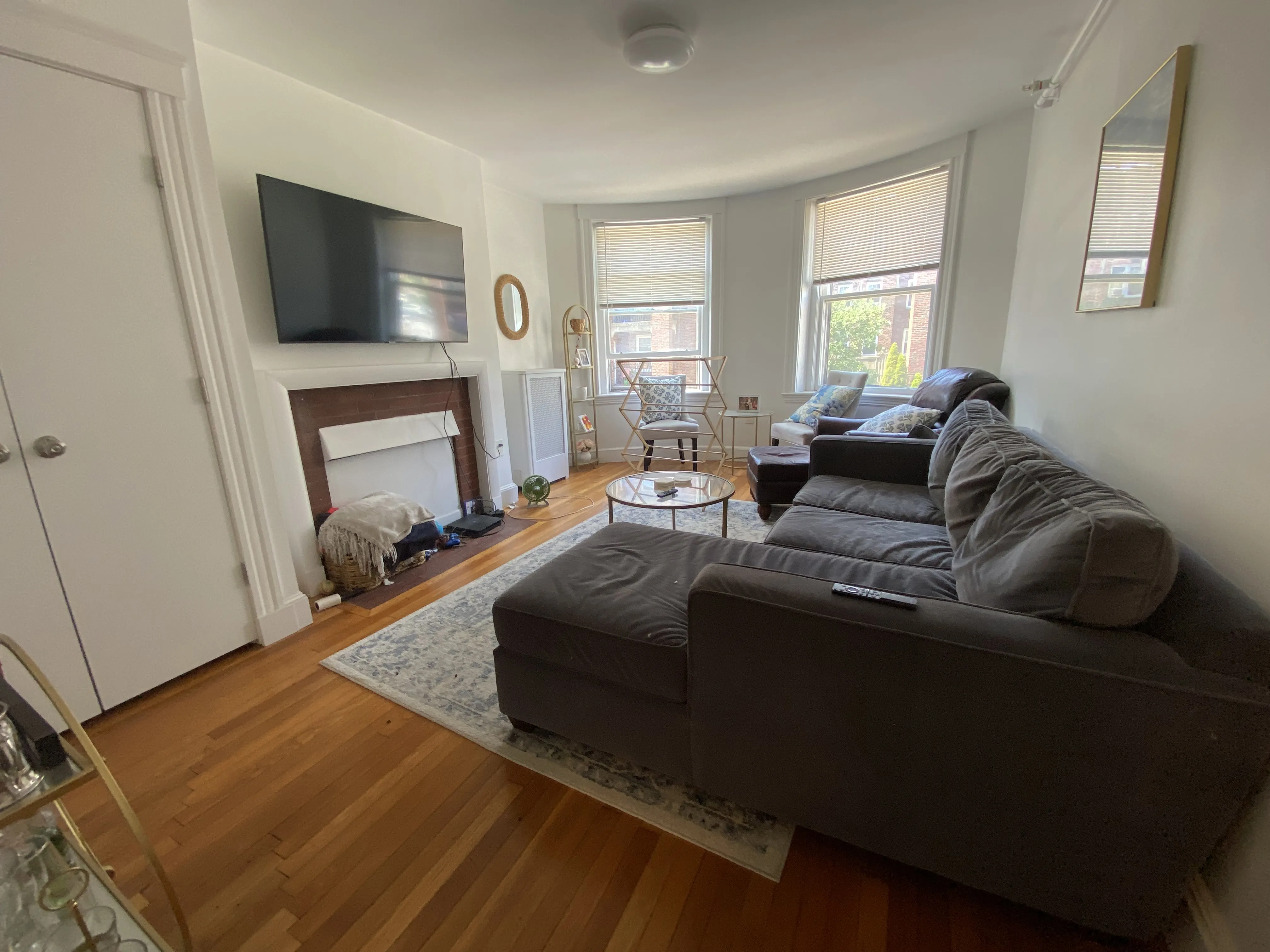 2 bed, 1 bath apartment for rent at 50 Englewood Ave Unit 2A, Brighton — photo 2 of 11