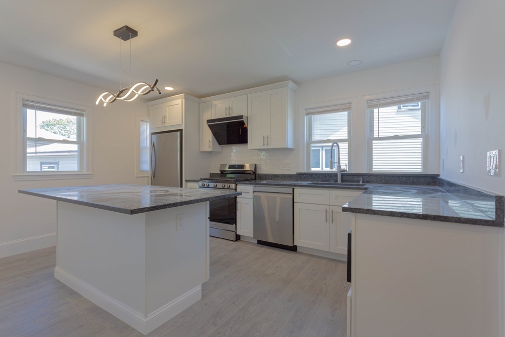 2 bed, 1 bath apartment for rent at 50 Evans St, Weymouth — photo 6 of 16