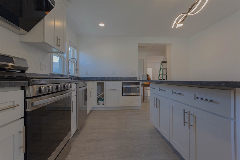 2 bed, 1 bath apartment for rent at 50 Evans St, Weymouth — photo 9 of 16