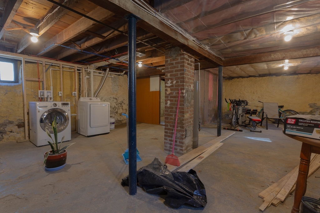 2 bed, 1 bath apartment for rent at 50 Evans St, Weymouth — photo 13 of 16