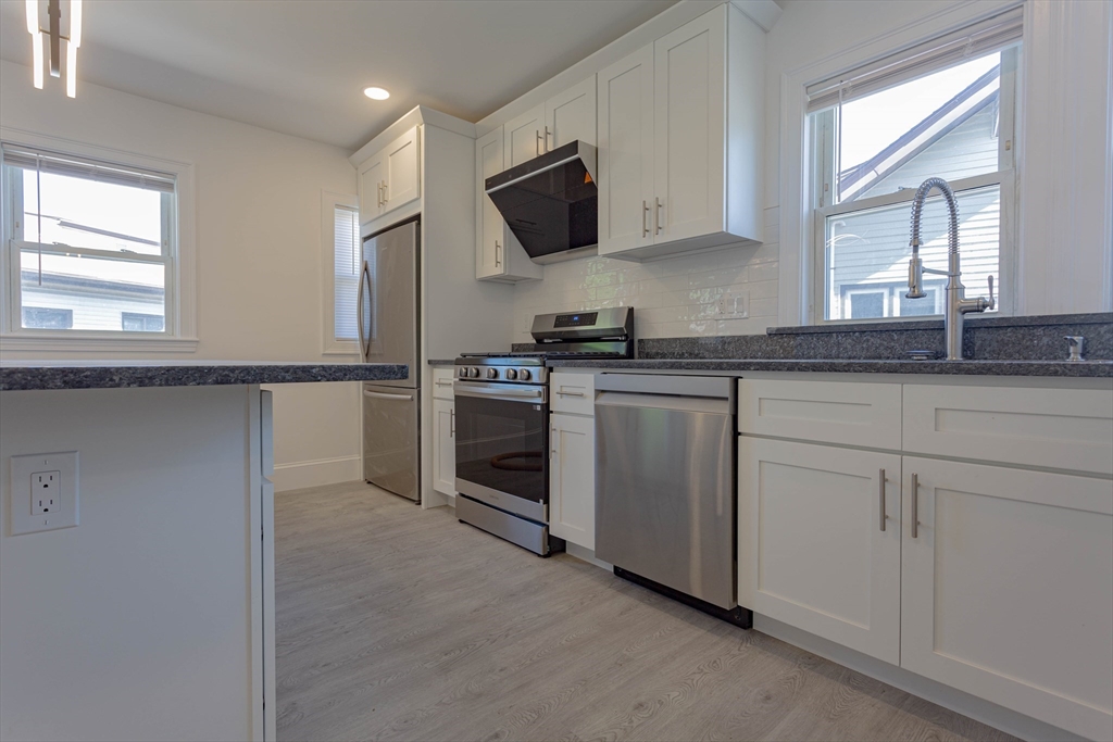 2 bed, 1 bath apartment for rent at 50 Evans St, Weymouth — photo 8 of 16
