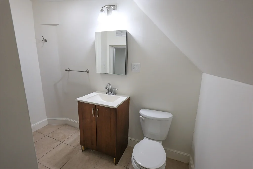 2 bed, 1 bath apartment for rent at 50 Evelyn St Unit 3, Mattapan — photo 17 of 19