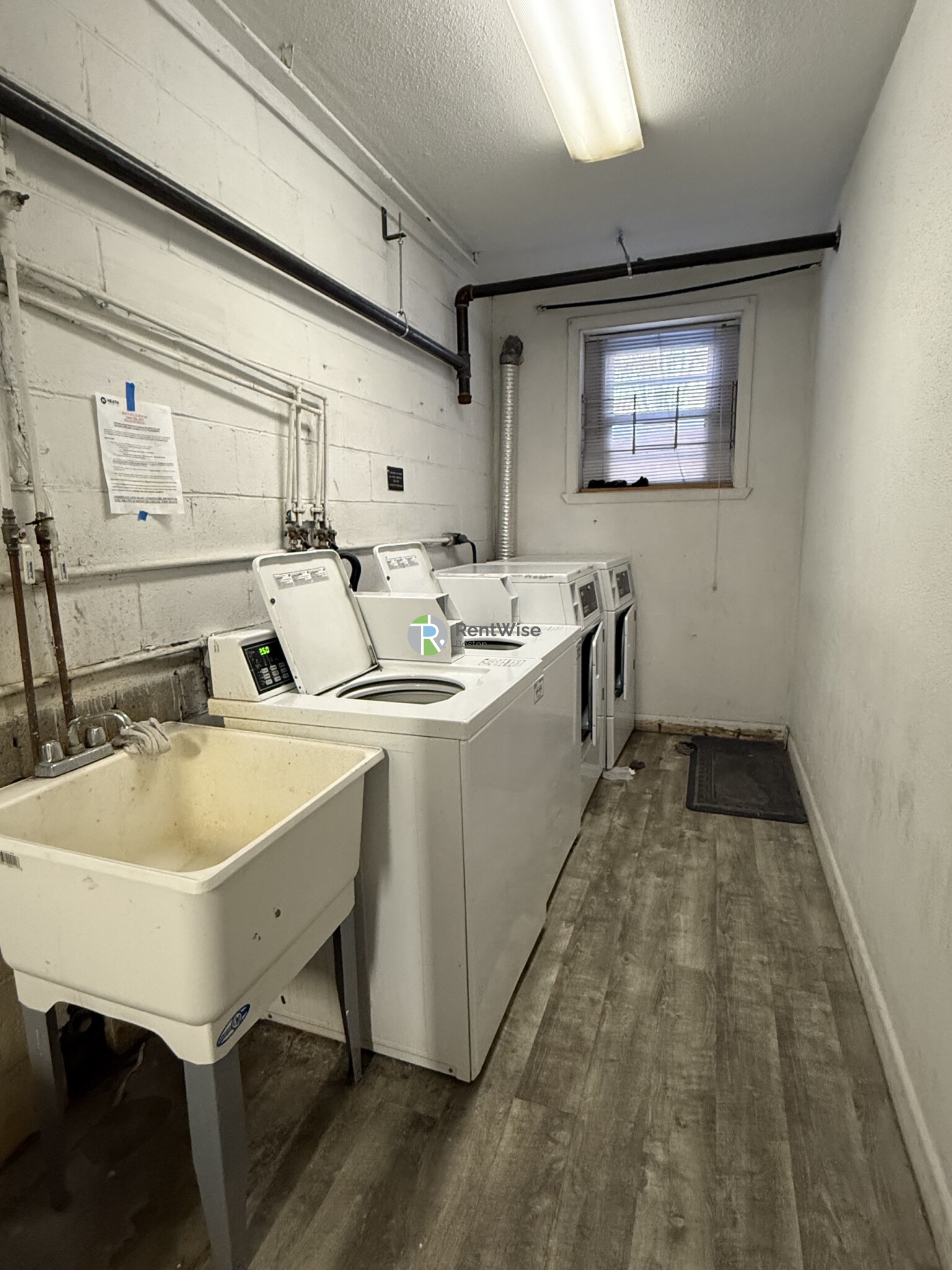 2 bed, 1 bath apartment for rent at 50 Evergreen St Unit 11, Jamaica Plain — photo 9 of 18