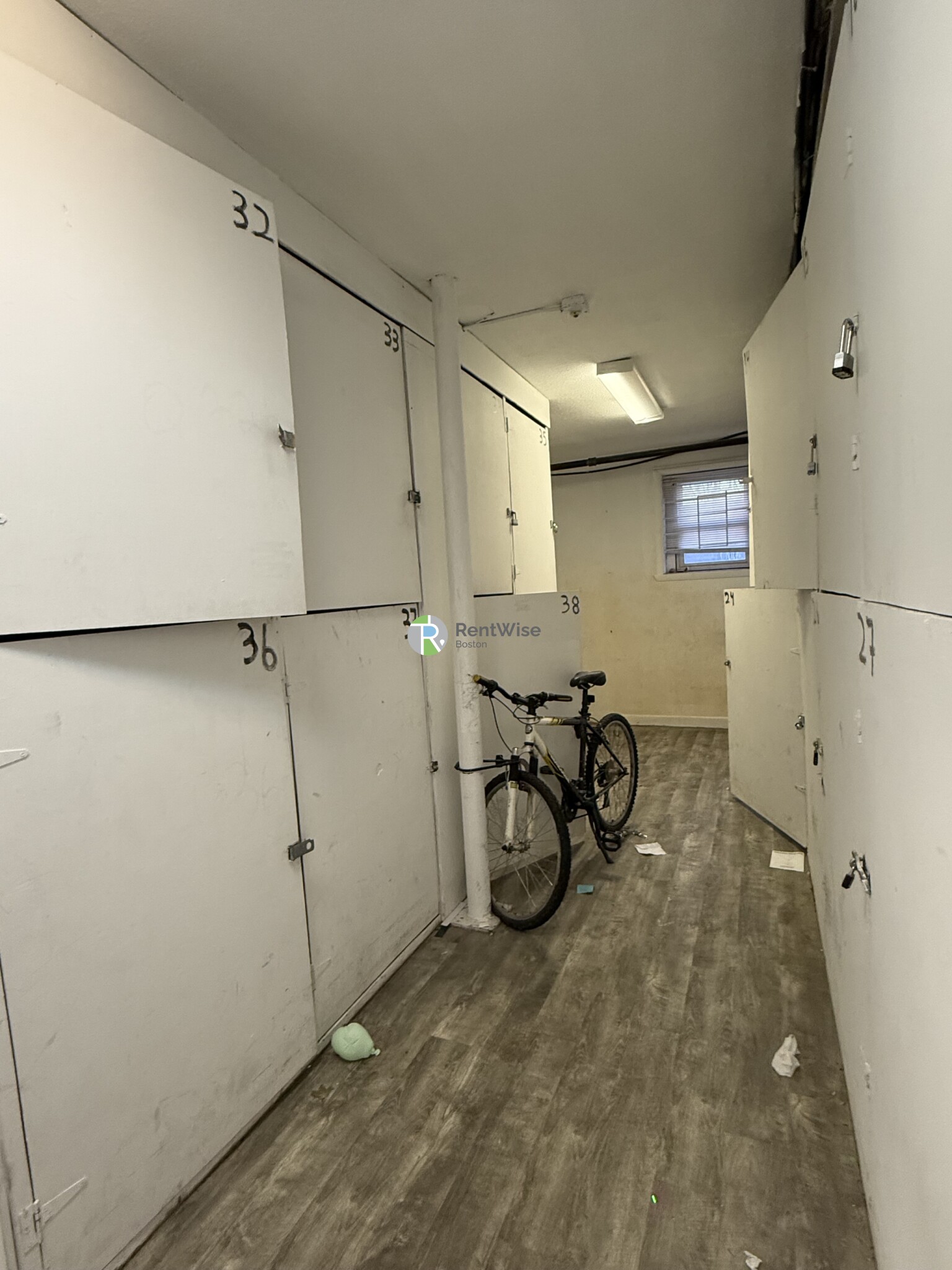 2 bed, 1 bath apartment for rent at 50 Evergreen St Unit 11, Jamaica Plain — photo 11 of 18