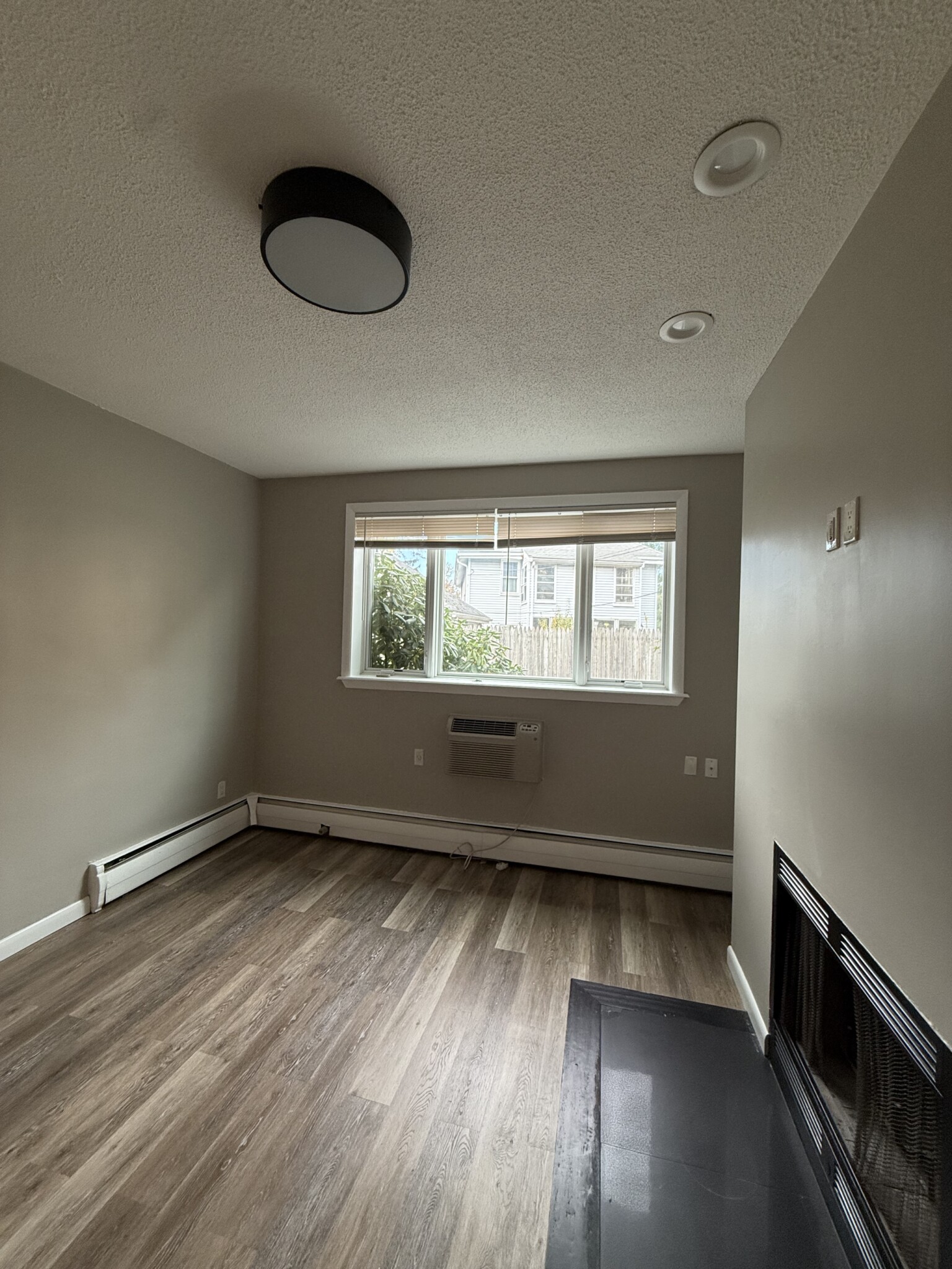 2 bed, 1 bath apartment for rent at 50 Evergreen St Unit 11, Jamaica Plain — photo 15 of 18