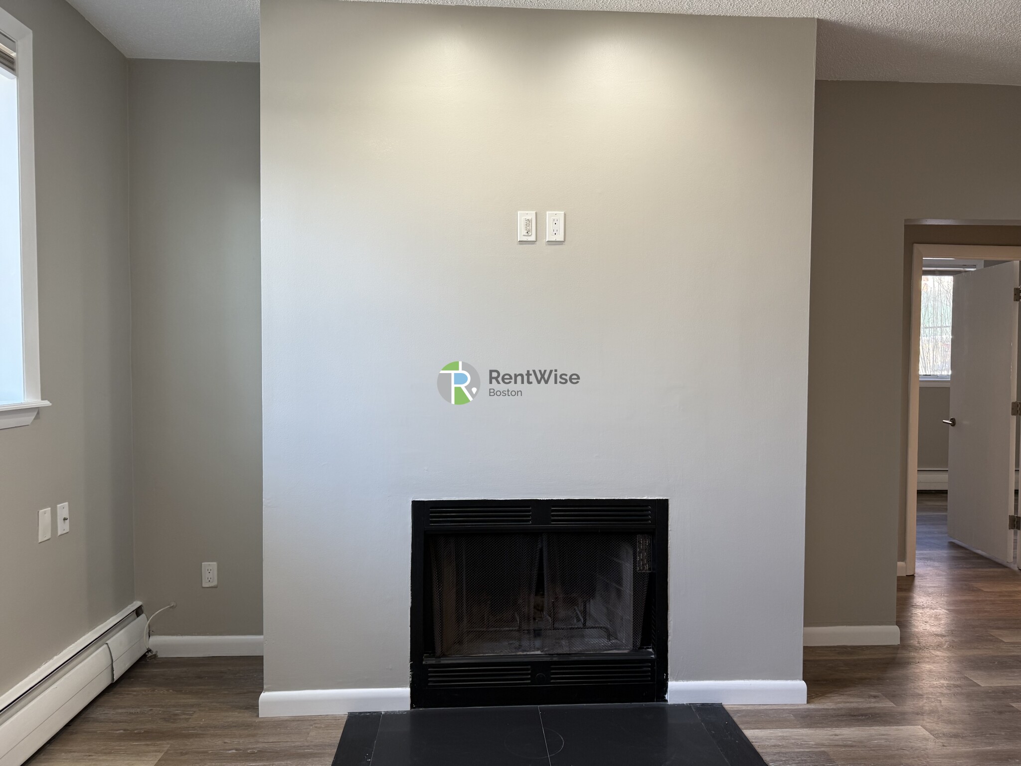 2 bed, 1 bath apartment for rent at 50 Evergreen St Unit 11, Jamaica Plain — photo 3 of 18