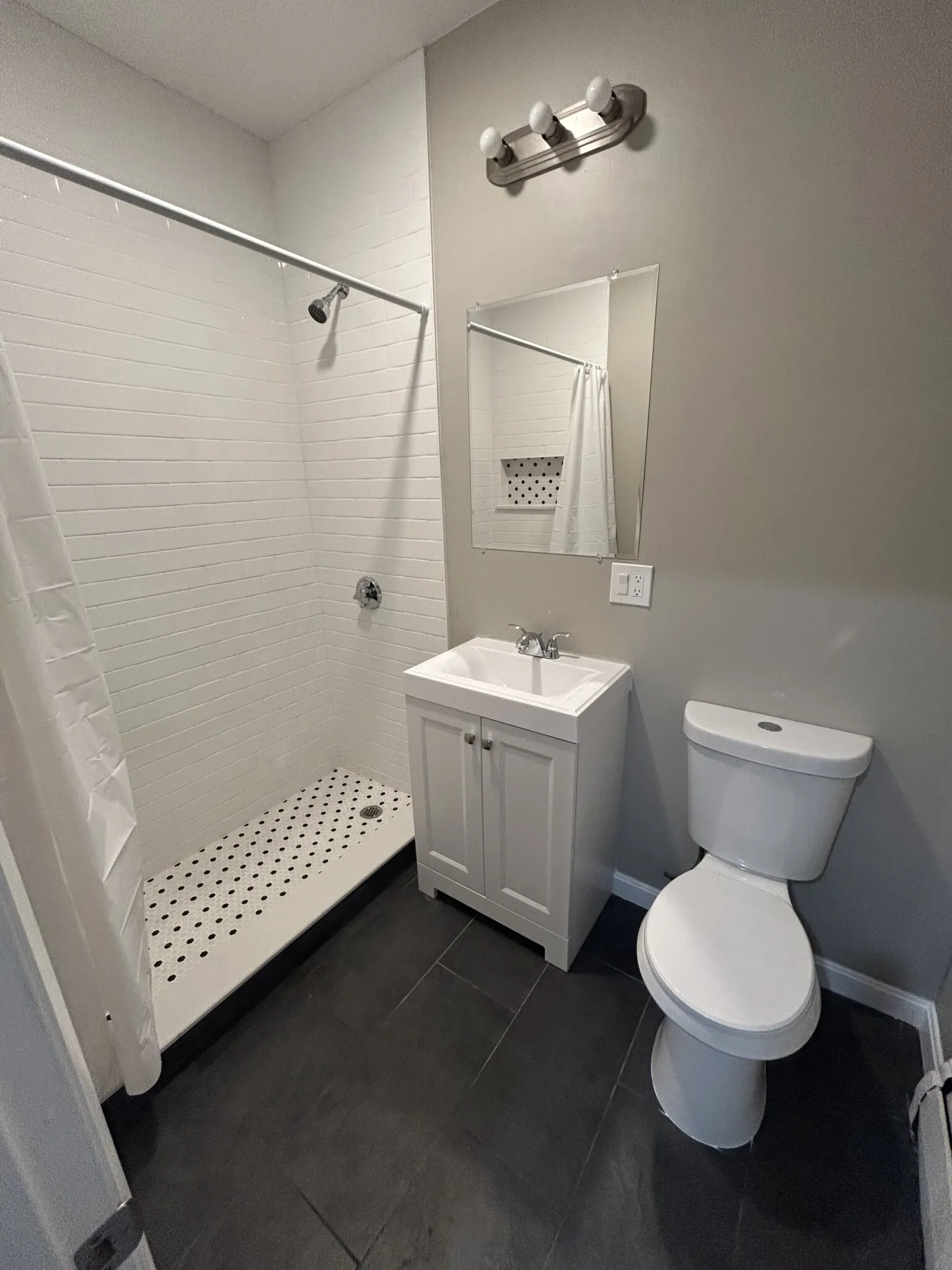 1 bed, 1 bath apartment for rent at 50 Evergreen St Unit 14, Jamaica Plain — photo 15 of 17