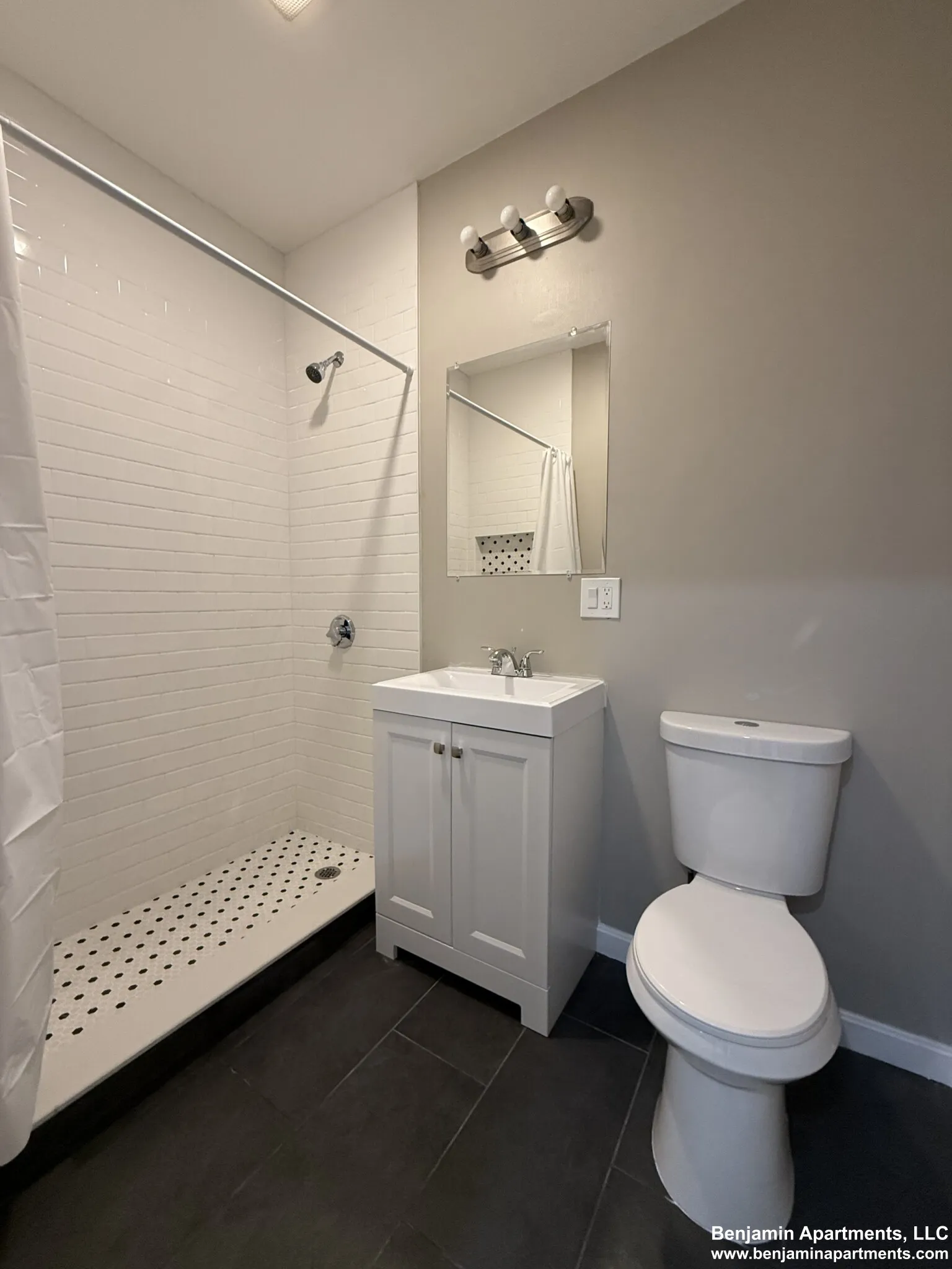 1 bed, 1 bath apartment for rent at 50 Evergreen St Unit 14, Jamaica Plain — photo 10 of 17