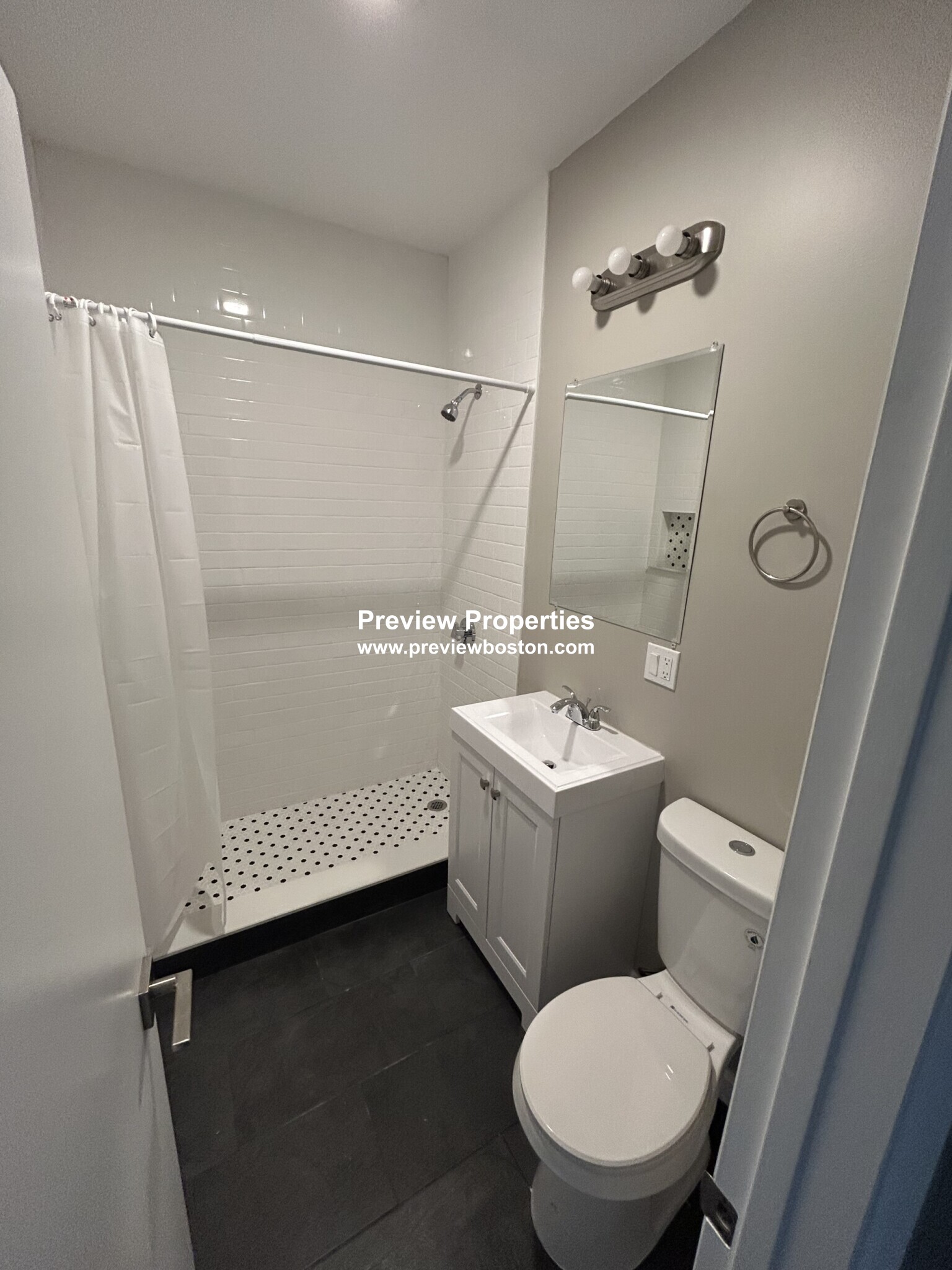 2 bed, 1 bath apartment for rent at 50 Evergreen St Unit 18P, Jamaica Plain — photo 5 of 6