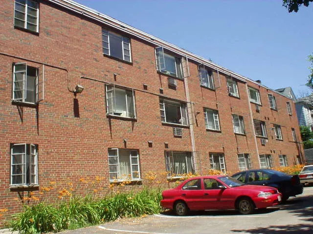 2 bed, 1 bath apartment for rent at 50 Evergreen St Unit 28, Jamaica Plain — photo 3 of 7