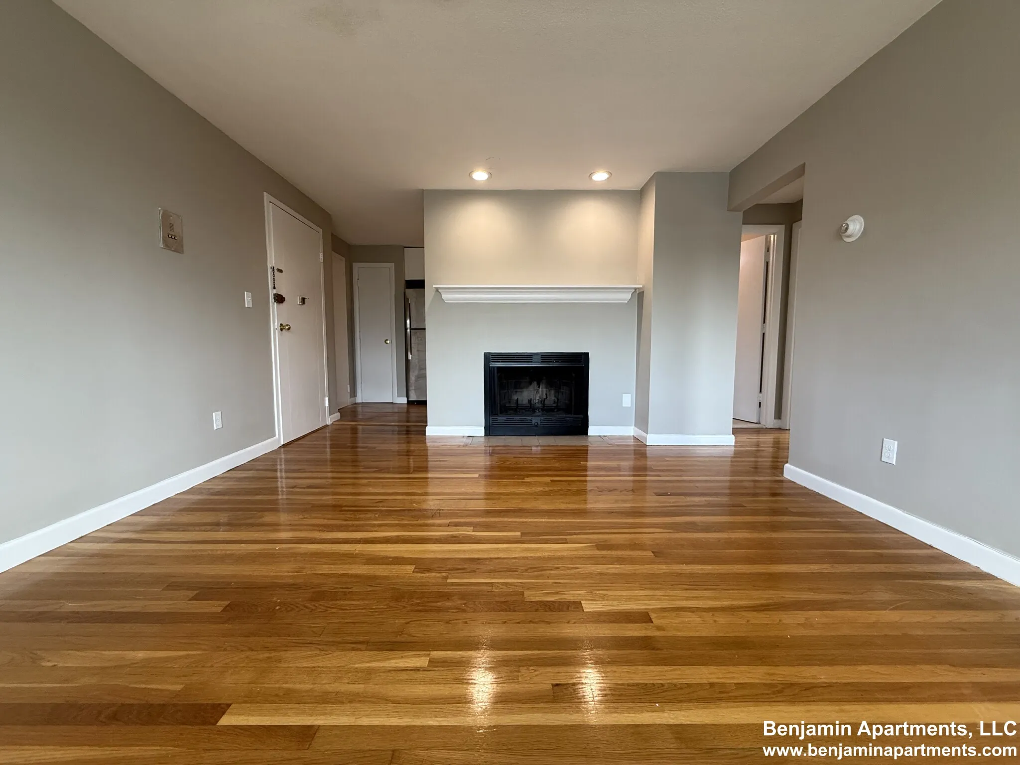 2 bed, 1 bath apartment for rent at 50 Evergreen St Unit 32, Jamaica Plain — photo 1 of 10