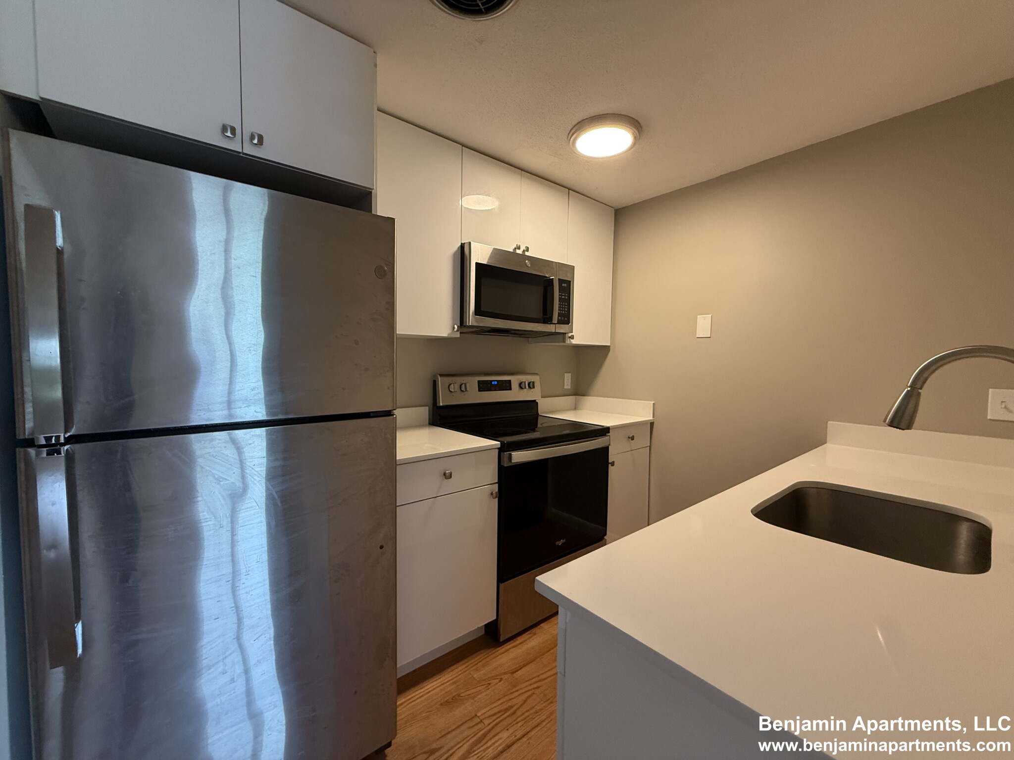 2 bed, 1 bath apartment for rent at 50 Evergreen St Unit 32O, Jamaica Plain — photo 5 of 10
