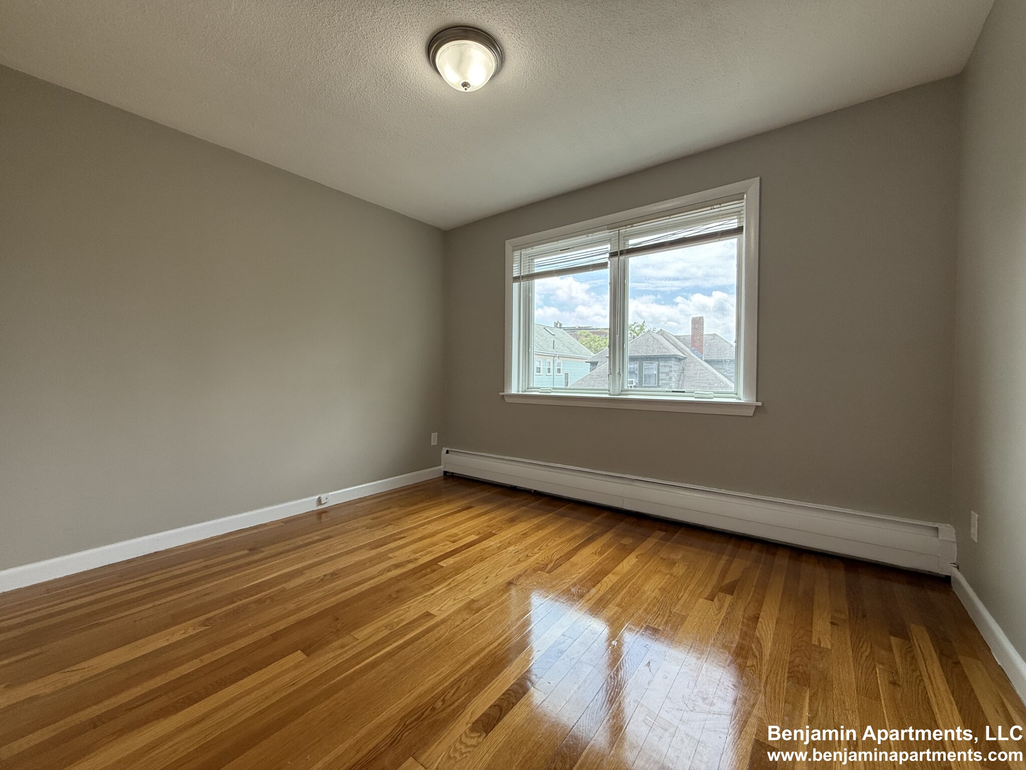 2 bed, 1 bath apartment for rent at 50 Evergreen St Unit 32O, Jamaica Plain — photo 8 of 10