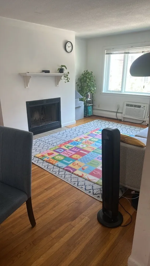 1 bed, 1 bath apartment for rent at 50 Evergreen St Unit 33, Jamaica Plain — photo 4 of 5
