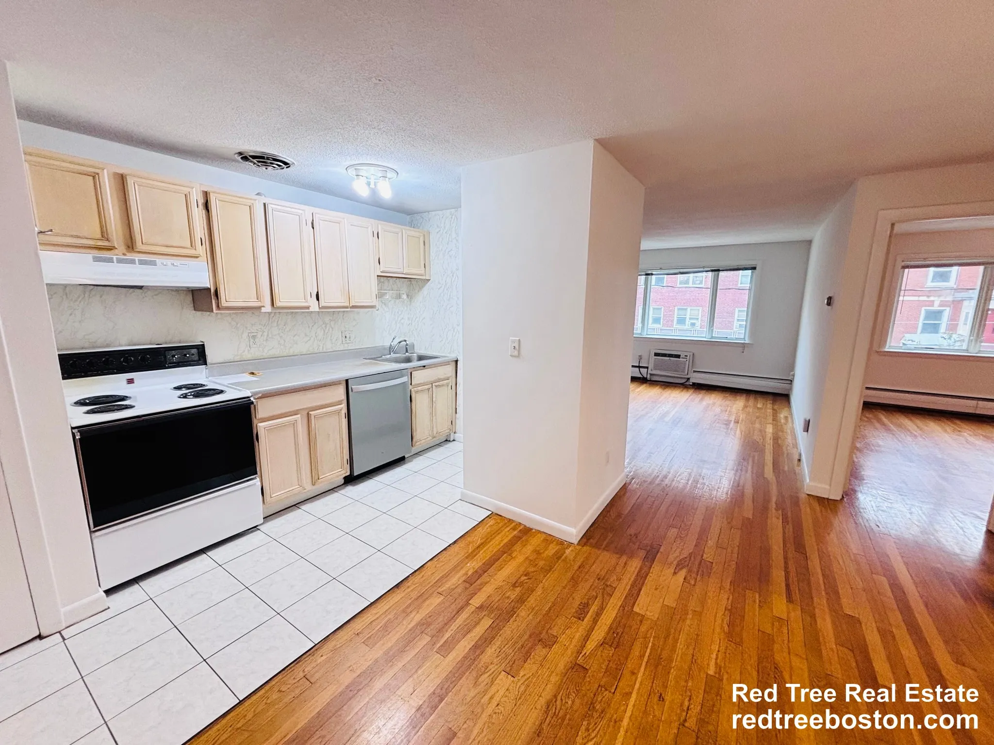 1 bed, 1 bath apartment for rent at 50 Evergreen St Unit 33, Jamaica Plain — photo 1 of 25