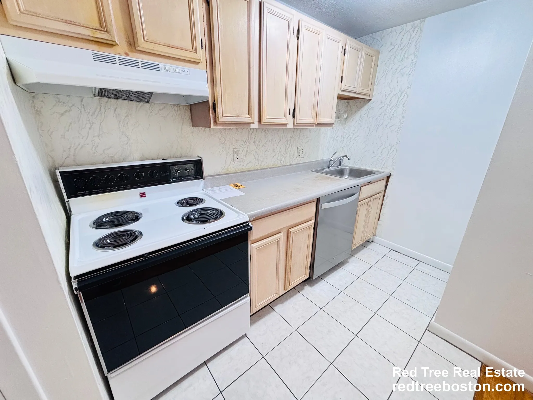 1 bed, 1 bath apartment for rent at 50 Evergreen St Unit 33, Jamaica Plain — photo 4 of 25