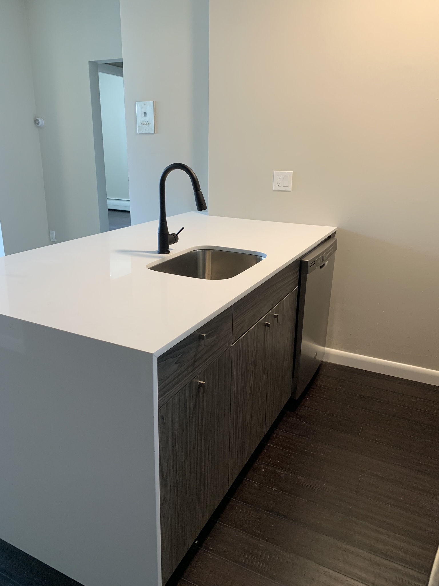 2 bed, 1 bath apartment for rent at 50 Evergreen St Unit 34, Jamaica Plain — photo 3 of 6