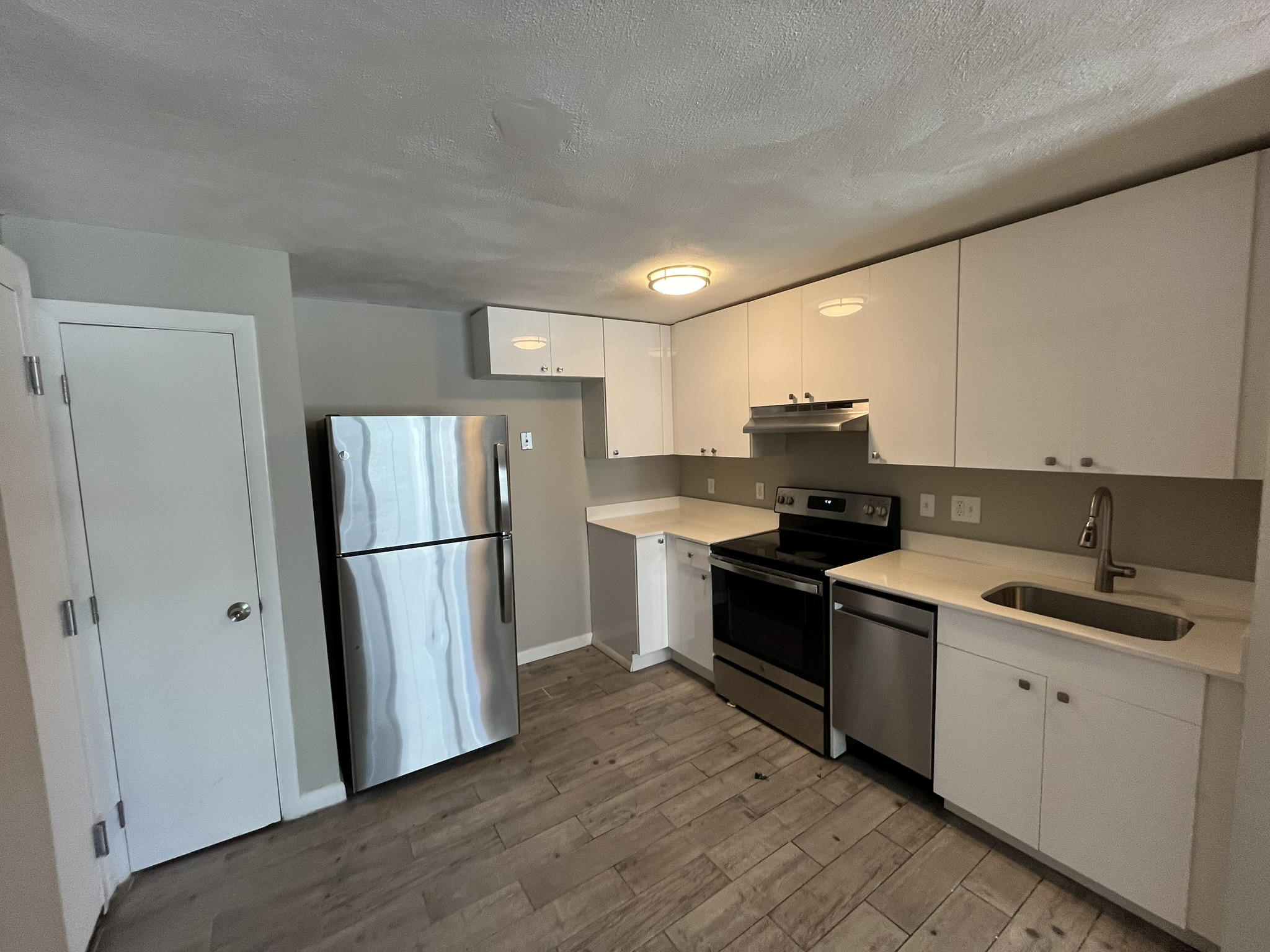 2 bed, 1 bath apartment for rent at 50 Evergreen St Unit 37F, Jamaica Plain — photo 3 of 19