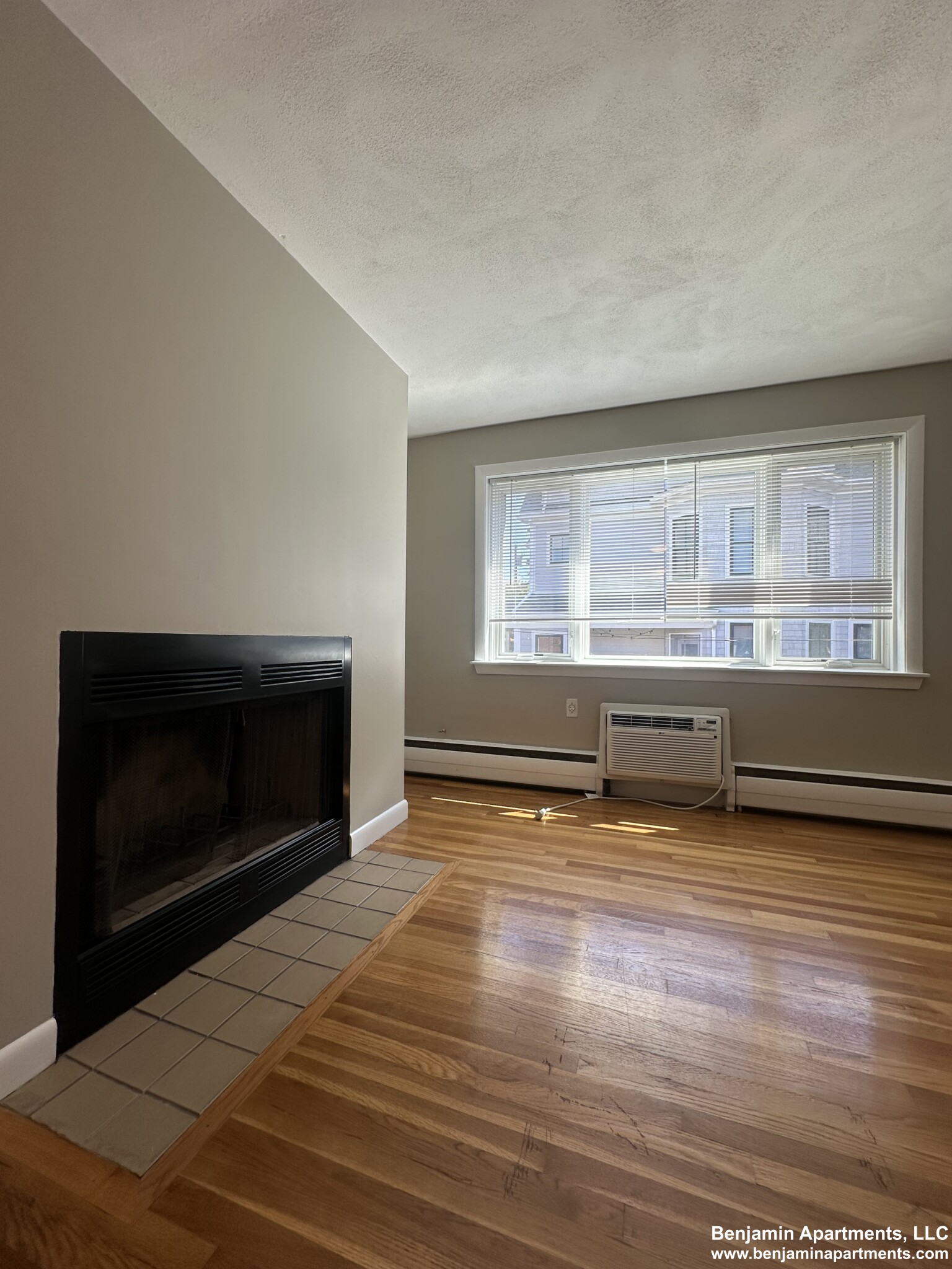 2 bed, 1 bath apartment for rent at 50 Evergreen St Unit 37F, Jamaica Plain — photo 10 of 19