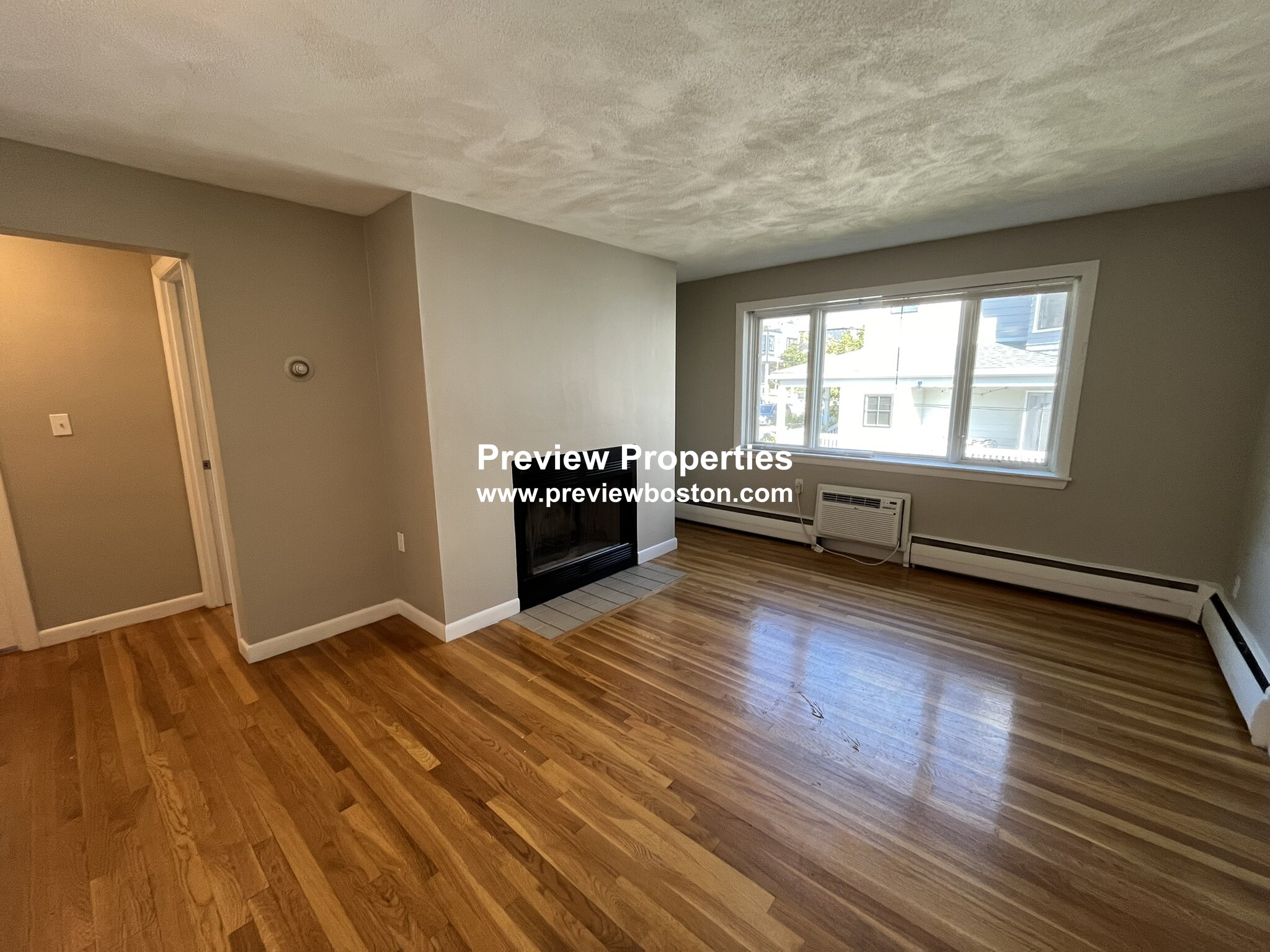 2 bed, 1 bath apartment for rent at 50 Evergreen St Unit 37P, Jamaica Plain — photo 2 of 5