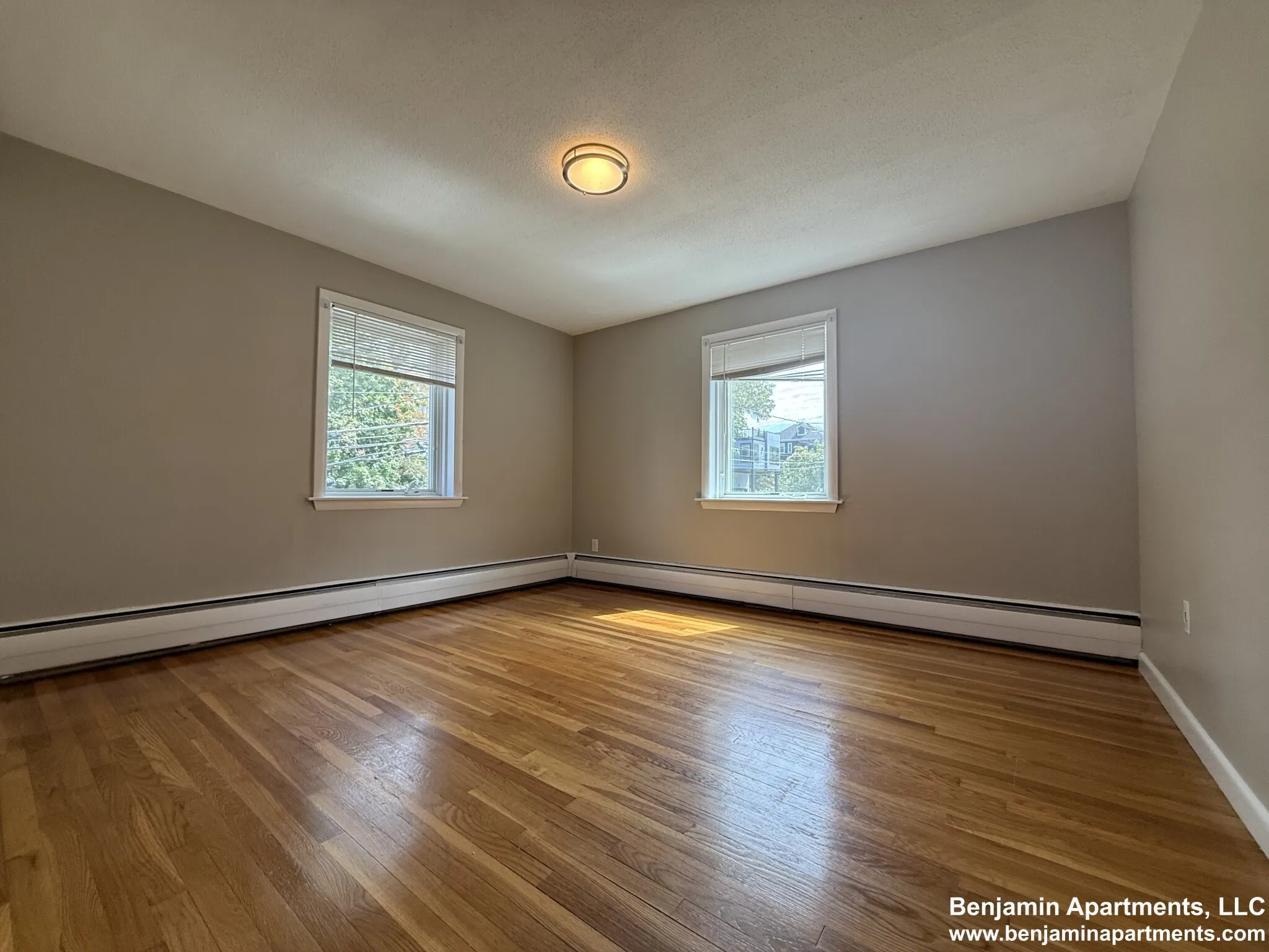 2 bed, 1 bath apartment for rent at 50 Evergreen St Unit 39, Jamaica Plain — photo 6 of 9