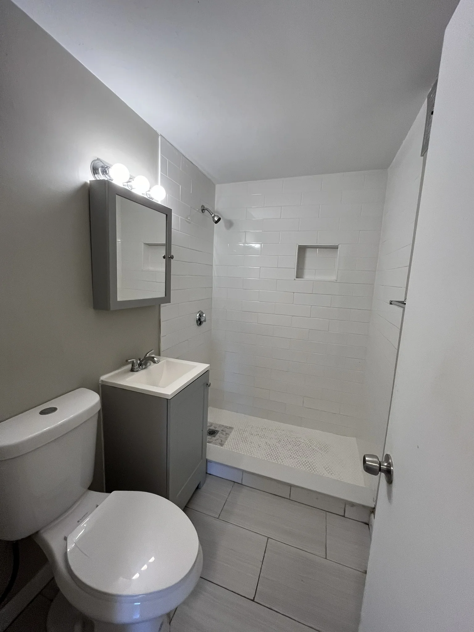 2 bed, 1 bath apartment for rent at 50 Evergreen St Unit 39, Jamaica Plain — photo 9 of 9