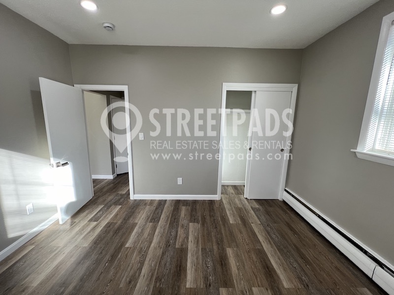 2 bed, 1 bath apartment for rent at 50 Evergreen St Unit 50-12, Jamaica Plain — photo 8 of 28