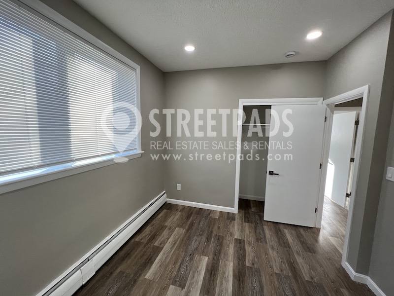 2 bed, 1 bath apartment for rent at 50 Evergreen St Unit 50-12, Jamaica Plain — photo 14 of 28