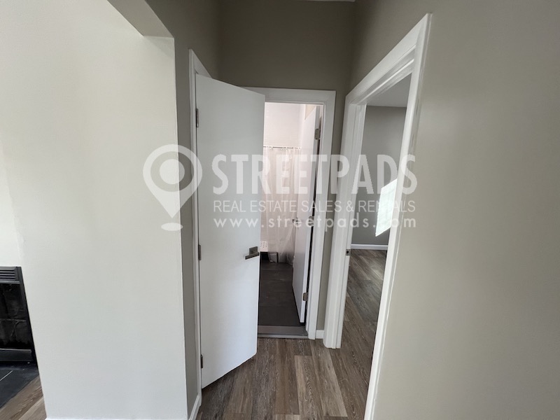 2 bed, 1 bath apartment for rent at 50 Evergreen St Unit 50-12, Jamaica Plain — photo 10 of 28