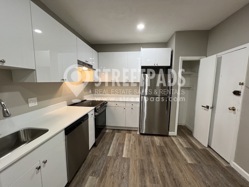 2 bed, 1 bath apartment for rent at 50 Evergreen St Unit 50-18, Jamaica Plain — photo 6 of 41