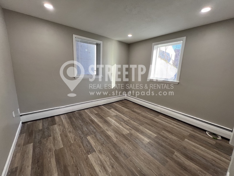 2 bed, 1 bath apartment for rent at 50 Evergreen St Unit 50-18, Jamaica Plain — photo 14 of 41