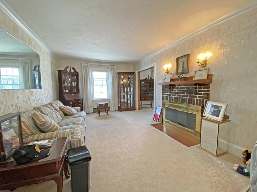 3 bed, 3 bath apartment for rent at 50 Falmouth Rd Unit 50, West Newton — photo 6 of 17