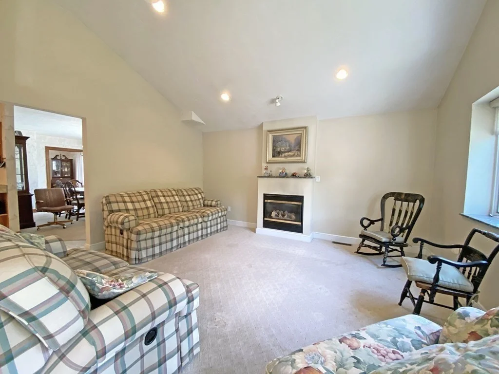 3 bed, 3 bath apartment for rent at 50 Falmouth Rd Unit 50, West Newton — photo 7 of 17
