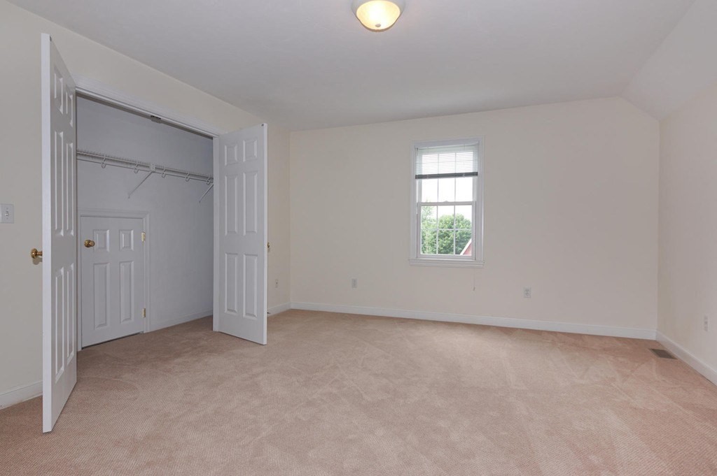 3 bed, 2 bath apartment for rent at 50 Fisher Rd, Southborough — photo 14 of 22