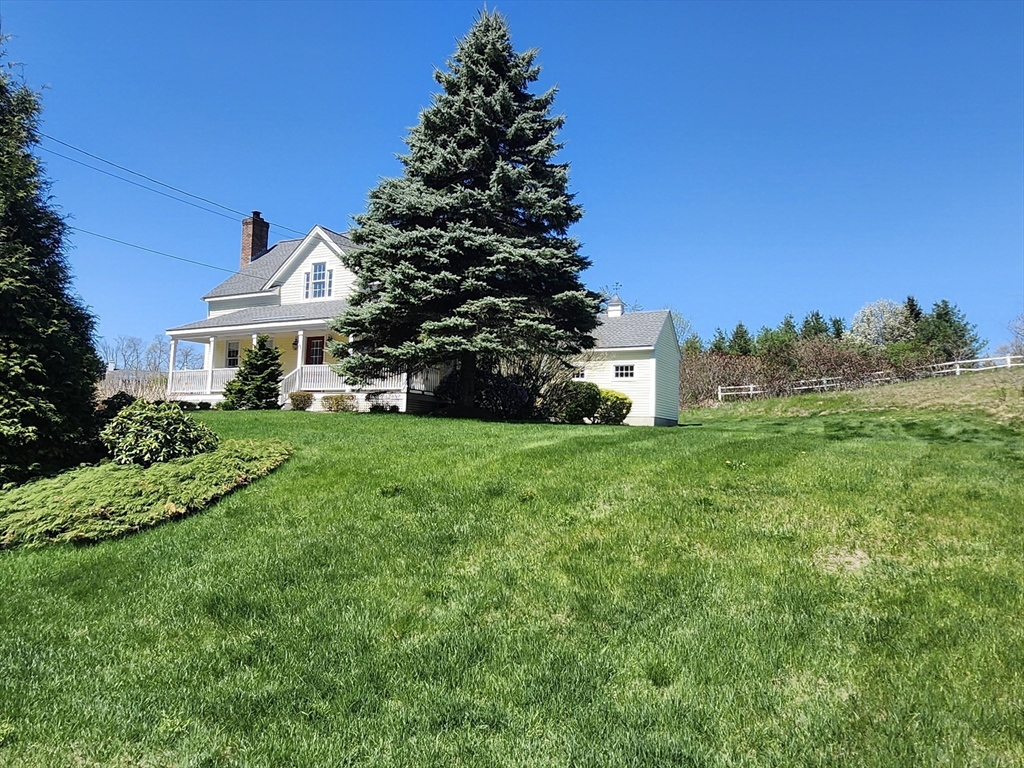 3 bed, 2 bath apartment for rent at 50 Fisher Rd, Southborough — photo 18 of 22