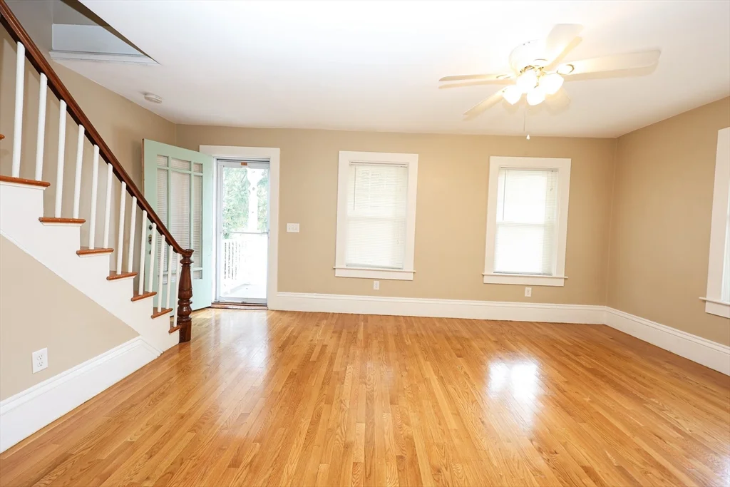 3 bed, 1 bath apartment for rent at 50 Front St Unit 50, Braintree — photo 21 of 33