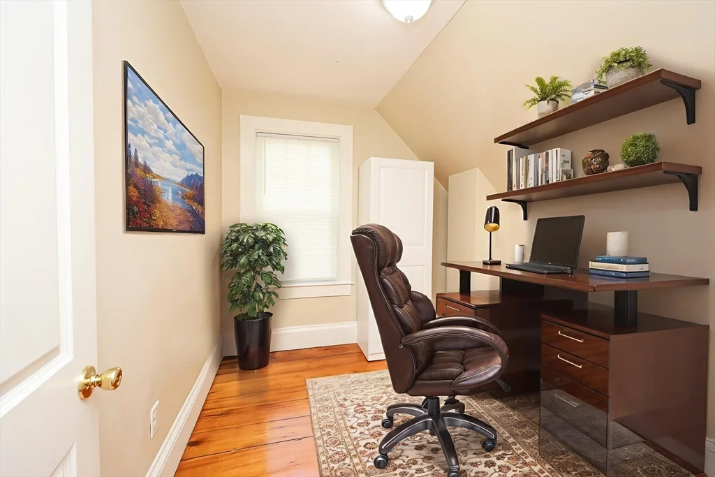 3 bed, 1 bath apartment for rent at 50 Front St Unit 50, Braintree — photo 5 of 33