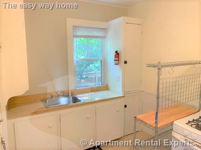 1 bed, 1 bath apartment for rent at 50 Frost St Unit 1, Porter Square — photo 9 of 22