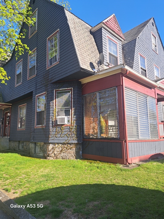 1 bed, 1 bath apartment for rent at 50 Fruit St Unit 3L, WPI — photo 9 of 17