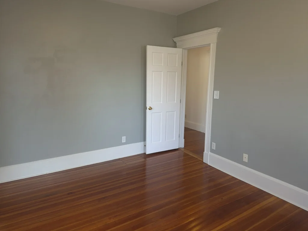 2 bed, 1 bath apartment for rent at 50 Gledhill Ave Unit 1, Everett — photo 14 of 14