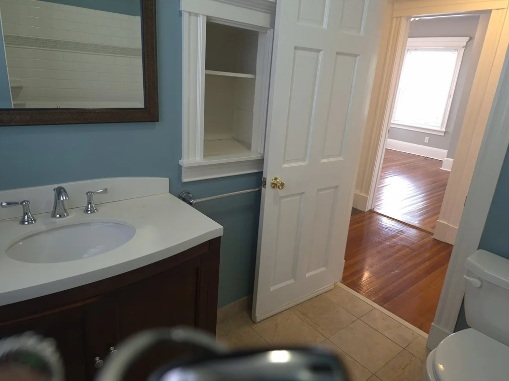 2 bed, 1 bath apartment for rent at 50 Gledhill Ave Unit 1, Everett — photo 8 of 14