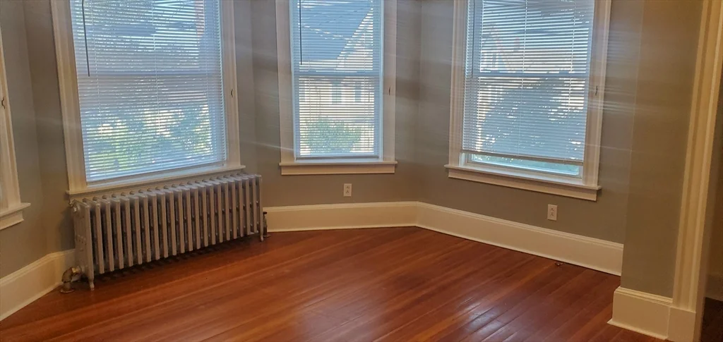 2 bed, 1 bath apartment for rent at 50 Gledhill Ave Unit 1, Everett — photo 7 of 14