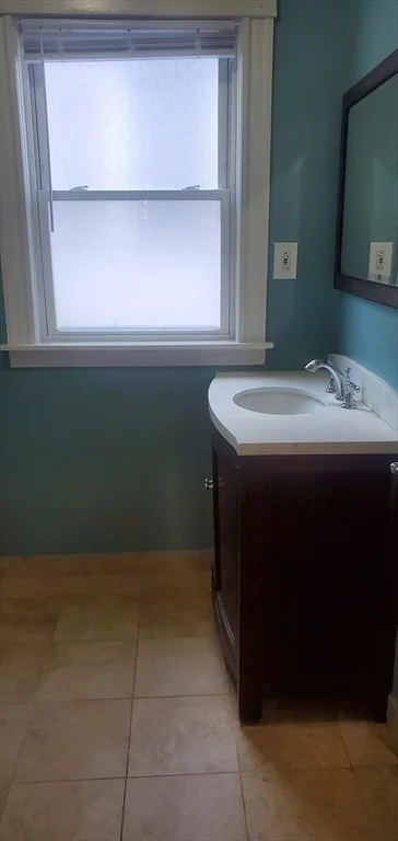 2 bed, 1 bath apartment for rent at 50 Gledhill Ave Unit 1, Everett — photo 3 of 14