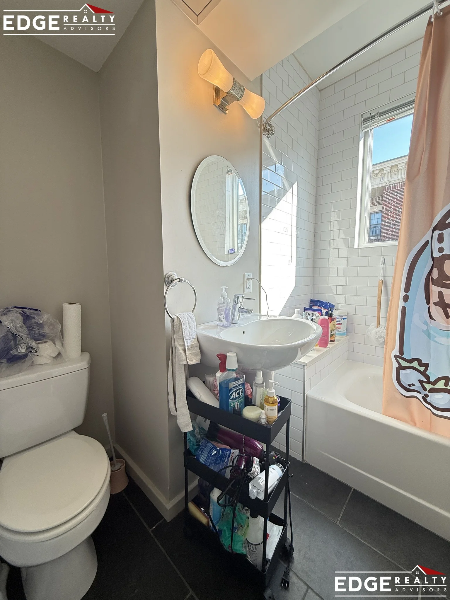 4 bed, 2.5 bath apartment for rent at 50 Glenville Ave Unit N/A, Brighton — photo 10 of 15